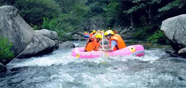 适合夏天旅游漂流的景点,夏天刺激的漂流