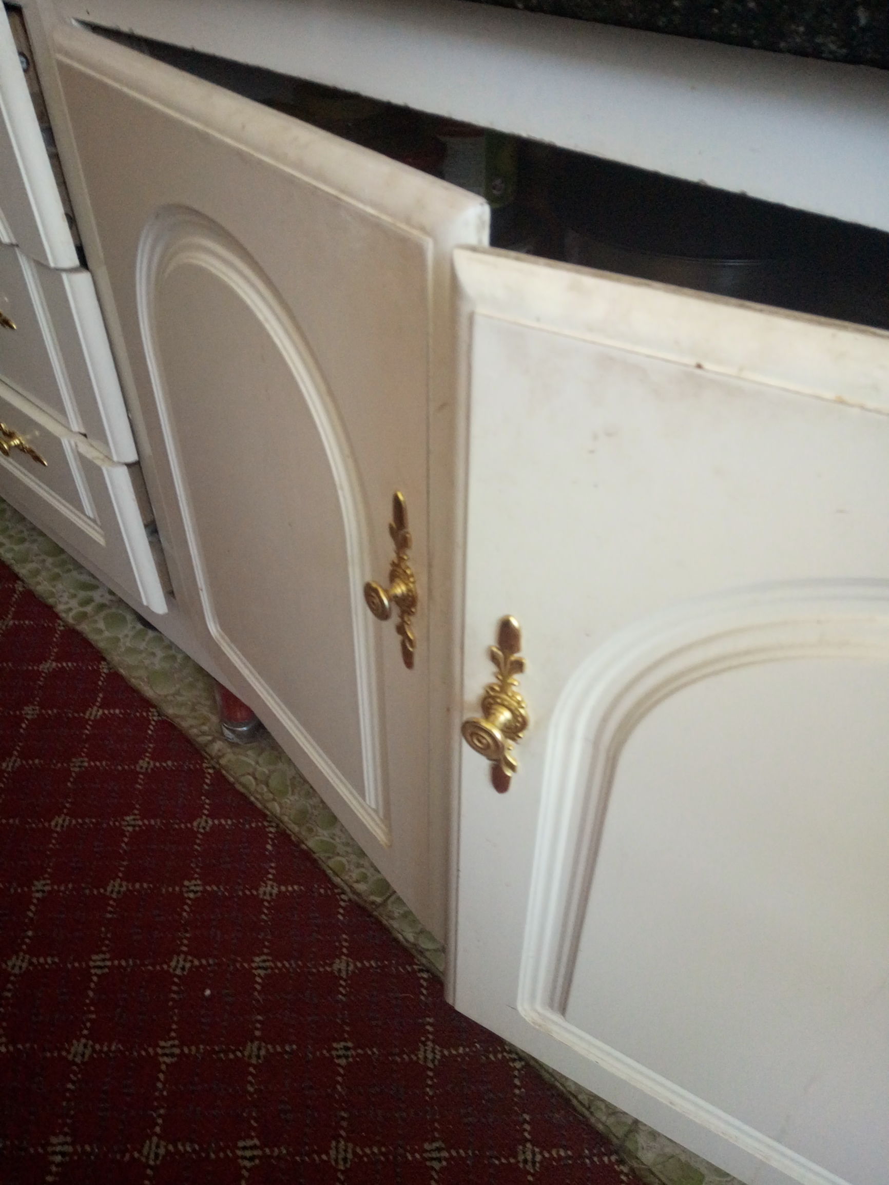 修门补洞装合页,牙签修柜门合页