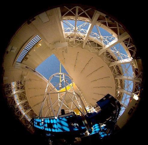 哈勃望远镜窥探深空星系,最大深空望远镜