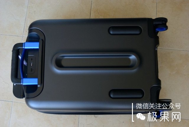 最适合自动行走的旅行箱,自动打开旅行箱