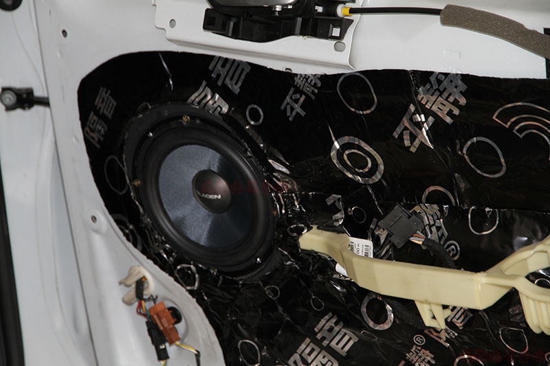 标致308喇叭坏了,标致308喇叭更换