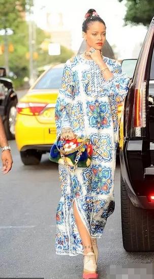 王菲章子怡都爱的“花布兜儿”可不是背去买菜的！