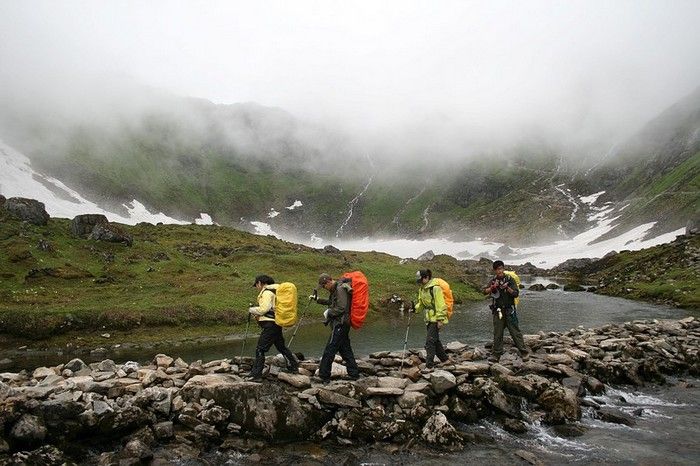 博速川藏线租车哪家便宜 (川藏线自驾游租车哪家好)