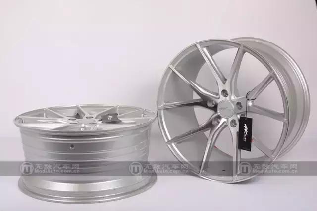 大众cc的r17寸轮圈,大众cc19寸原车轮毂上路效果