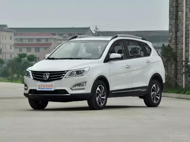 哈弗h6三代2.0t四驱supreme黑色,关于哈弗h6的汽车的一些说明