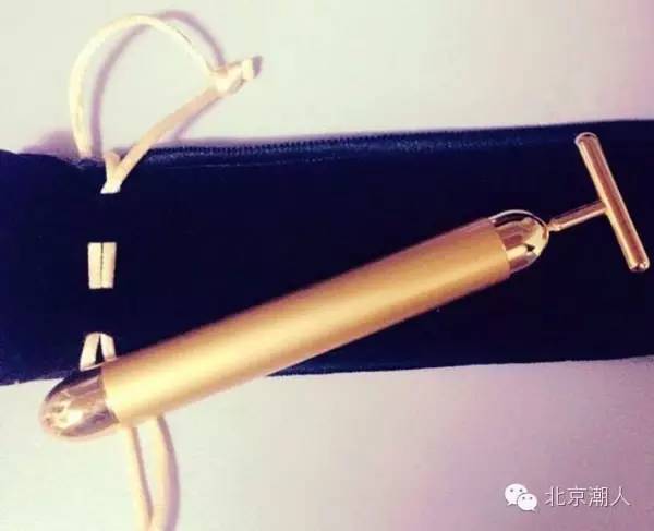 家用美容仪是怎么让皮肤好的,专业的家用美容仪该怎么用