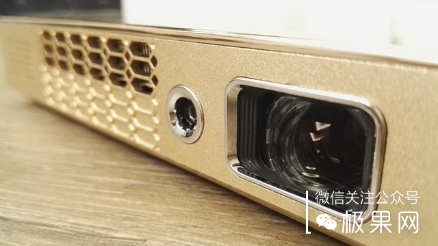 投影仪功能太强大,隔空操控黑科技