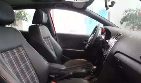 织物座椅买座套好还是包真皮好,汽车座椅是真皮的好还是织物的好