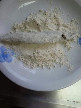 香煎多春鱼老东北,锡纸香煎多春鱼