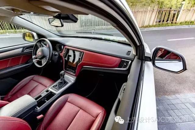 荣威2016rx5互联网自动版,荣威全新rx5模型