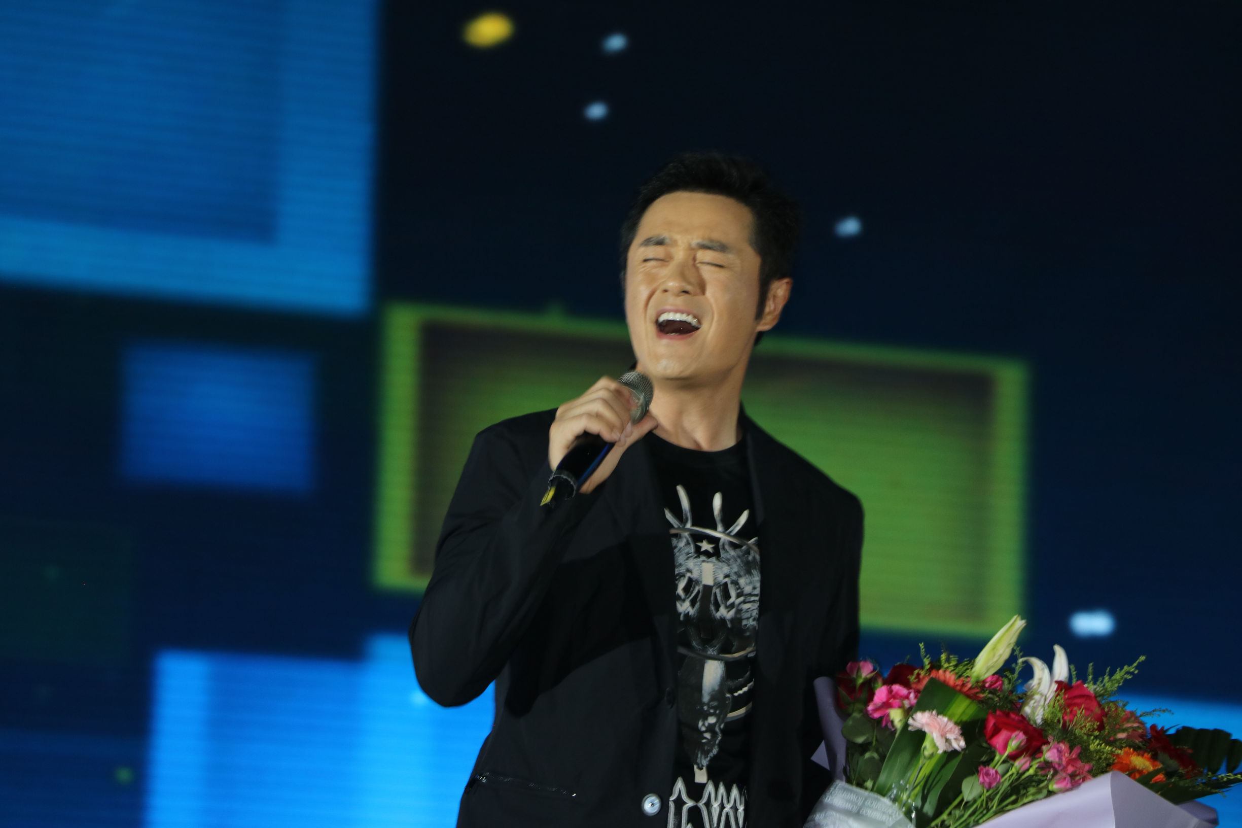 浣崇亸婕斿嚭,浼樻槑鏄熺鍚姩浠紡