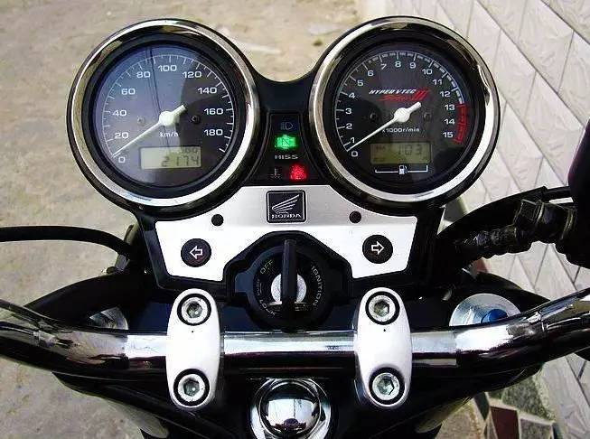 cb400一二三代的区别,cb400新旧区别