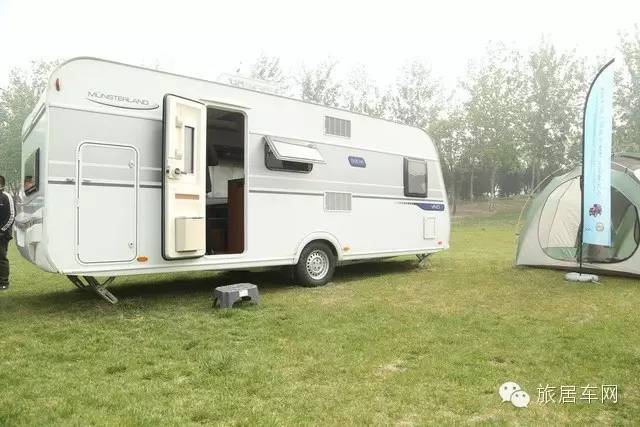 房车旅行在野外,玩房车的日常生活