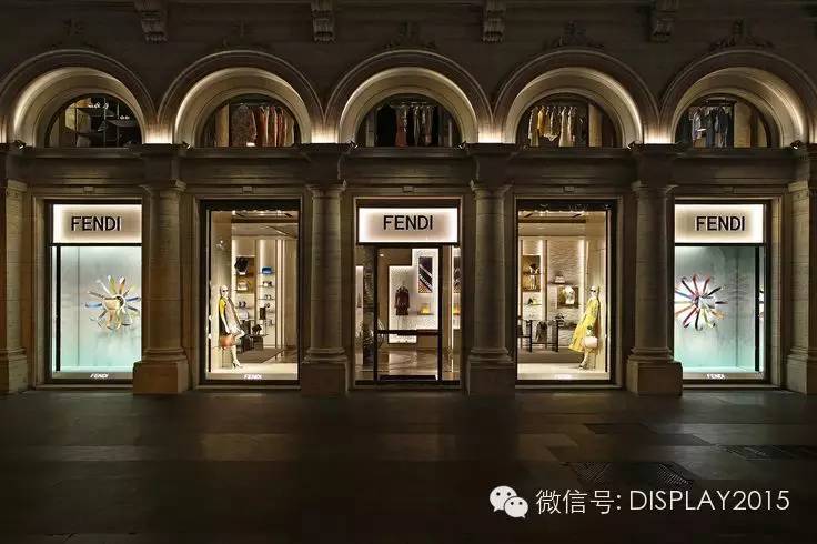 FENDI橱窗||春风十里不如你