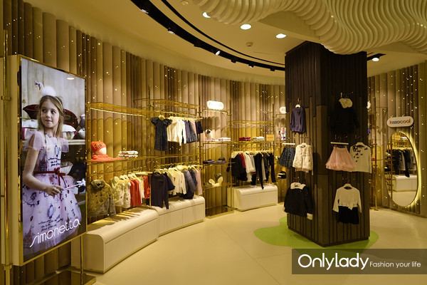 闈欏畨鍢夐噷涓績绔ヨ,鍢夐噷涓績绔ヨ