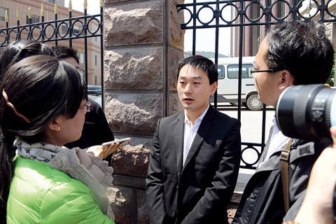 从被*制抵**到出租车司机反戈，历时4年，滴滴怎样走向合法运营？