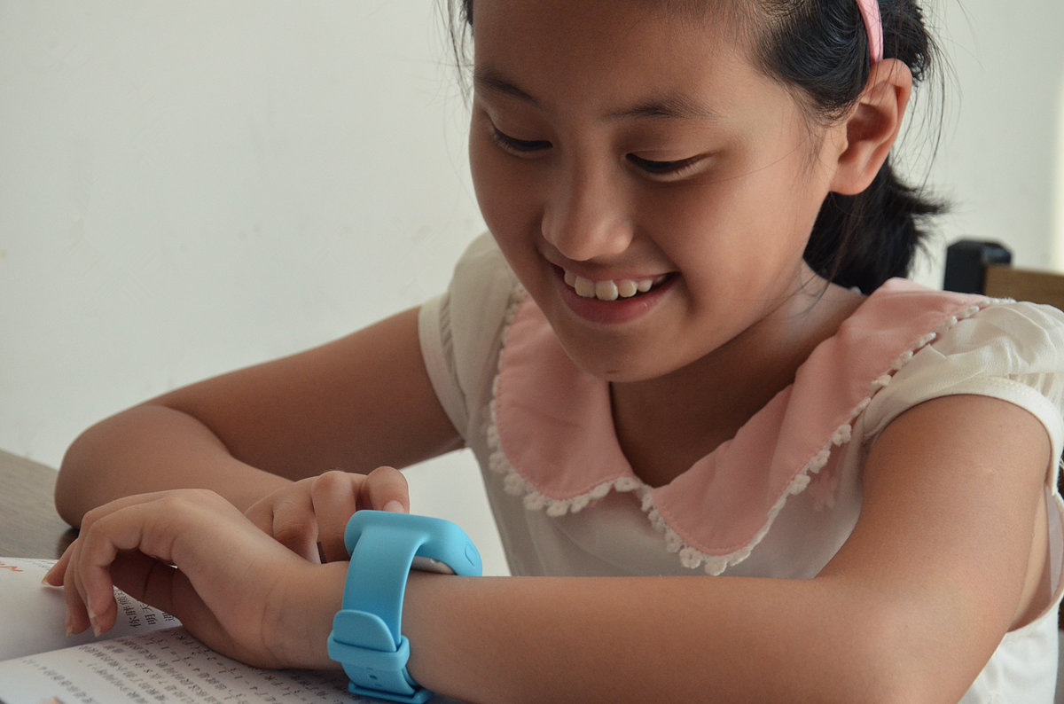 360儿童手表se3,360巴迪龙儿童手表se评测