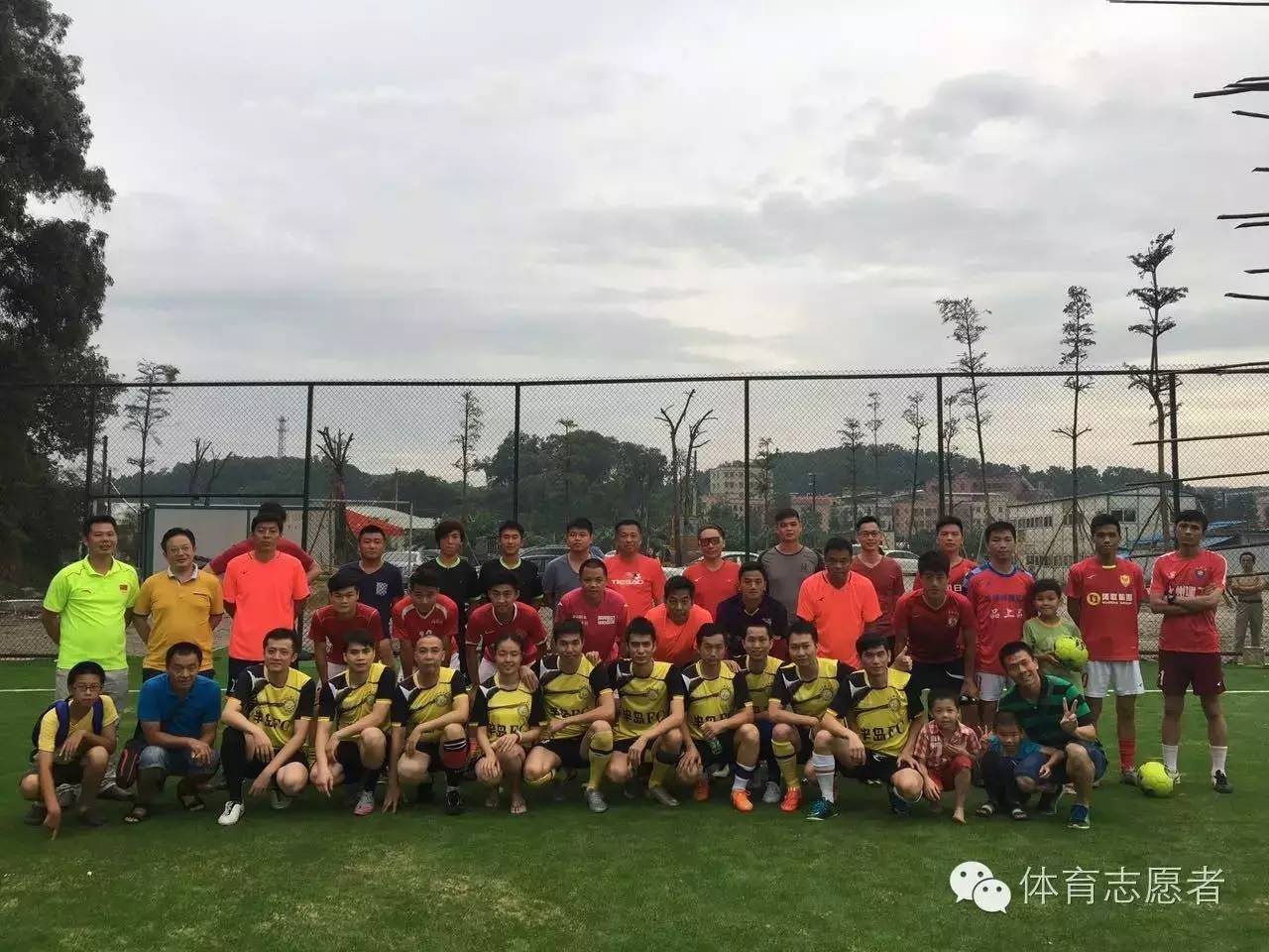 有传闻，苍老师要到6号体育公园开班，教足球，与粉丝互动？！