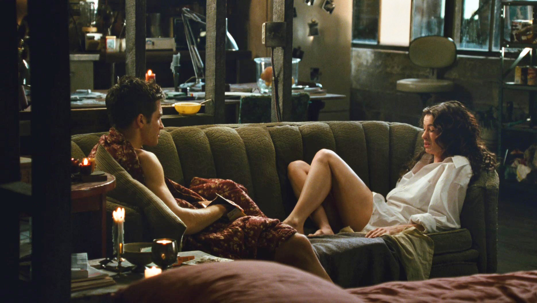 我可以爱你但绝不会如此卑微,我爱你但并不奢求我们在一起