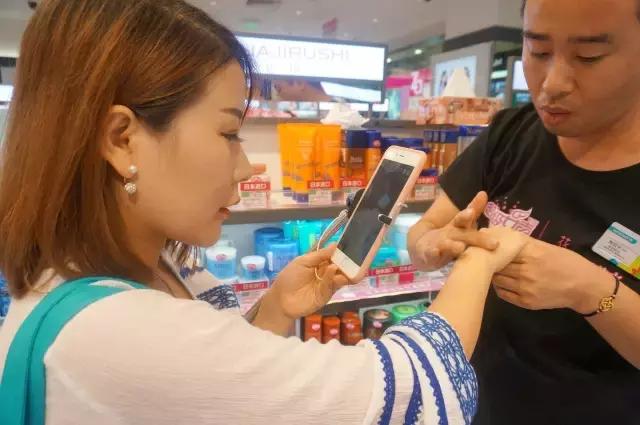 网红推荐七夕情人节礼物,过七夕节的网红都送什么礼物