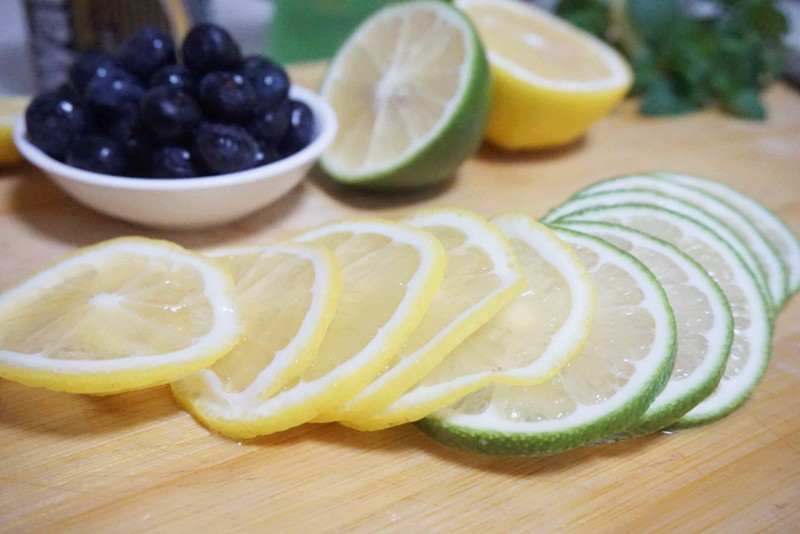 嗓子要冒火吃什么药,嗓子要冒火