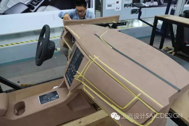 荣威2016rx5互联网自动版,荣威全新rx5模型