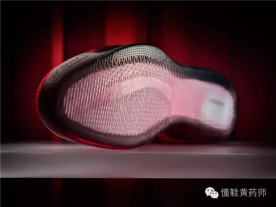 科比最后全明星战靴,盘点科比职业生涯的经典战靴