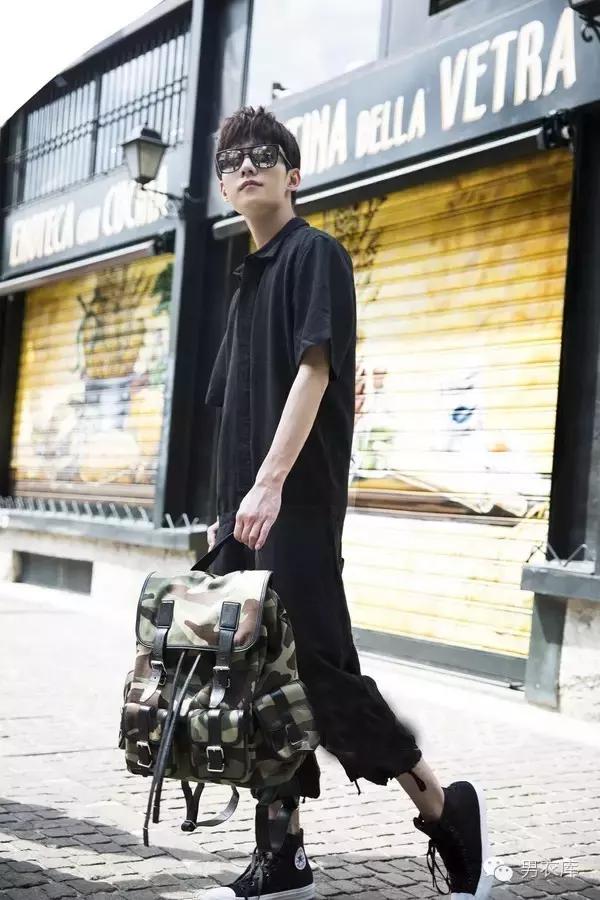 没有双肩包的夏天,小众双肩包出游百搭