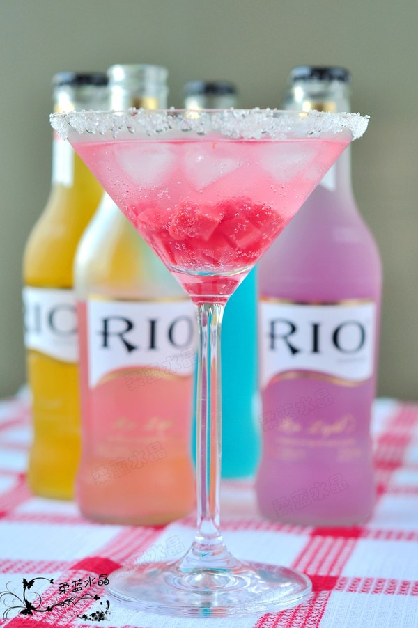 夏日清凉自制鸡尾酒,夏日冰爽在家自制饮品