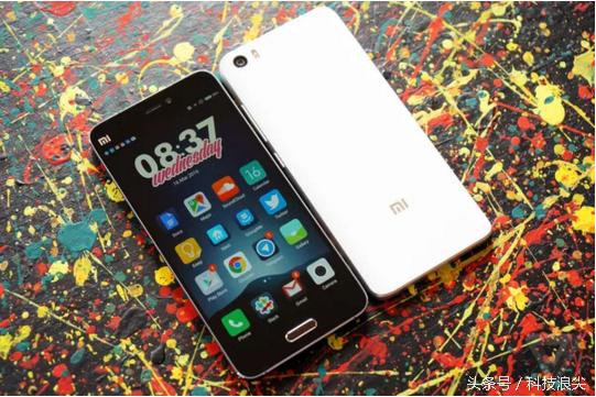 外媒评测：这是一台穷人的三星S7