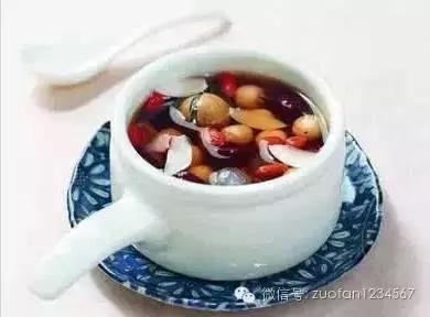 红糖有没有祛斑的功效,红糖加上它祛斑有奇效