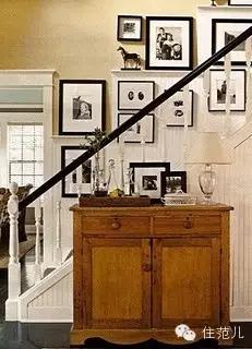 照片墙歪了怎么恢复,照片中的墙歪了