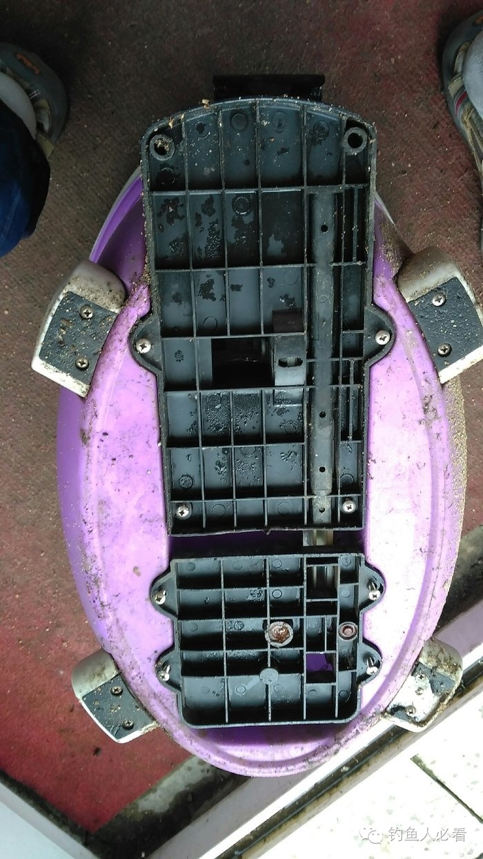 拖把桶改装钓箱,拖把桶改钓箱