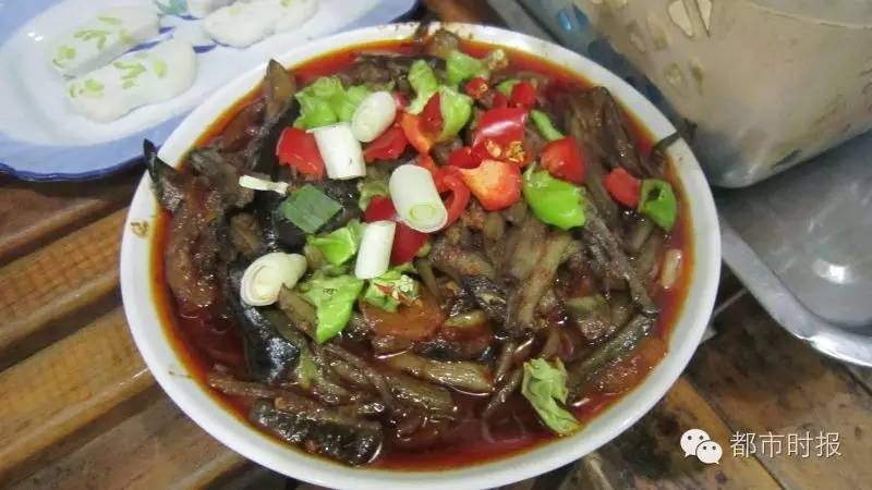 食色云南丨热天泡温泉别样的感受宜良泡温泉吃麻鸭端午走起