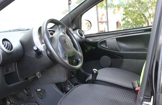 开着f0旅行,开着比亚迪f0小车回家