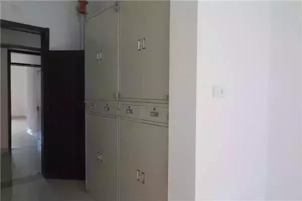 璧勮灞变笢,鎴戝湪灞卞ぇ绛変綘