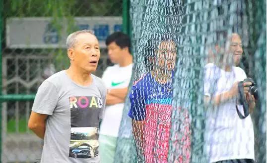 恒圣·胜瑞斯足球赛胜利闭幕中德小球员的差距到底在哪里?