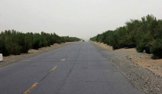 超多美图慎入！开神车，走丝路，这些不可思议的美景就在中国！