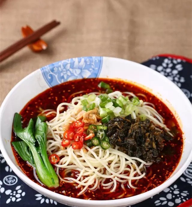 重庆小面本地人推荐的牌子,网上卖的重庆小面测评