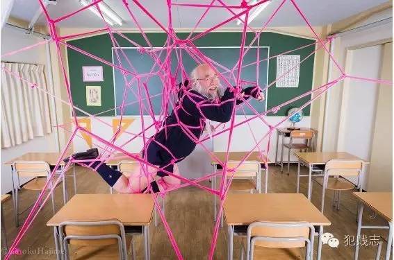 手把手教你包肉粽子,包长粽子捆线方法