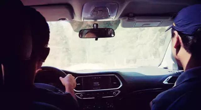 传祺gs4陡坡缓降怎么用,广汽传祺gs4max有没有陡坡缓降