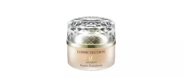 日本适合18岁女生的粉底液,日本品牌贵妇粉底液