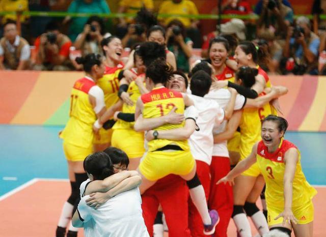 中国三大球，排球已经重回历史顶峰，篮球和足球你们在哪里。