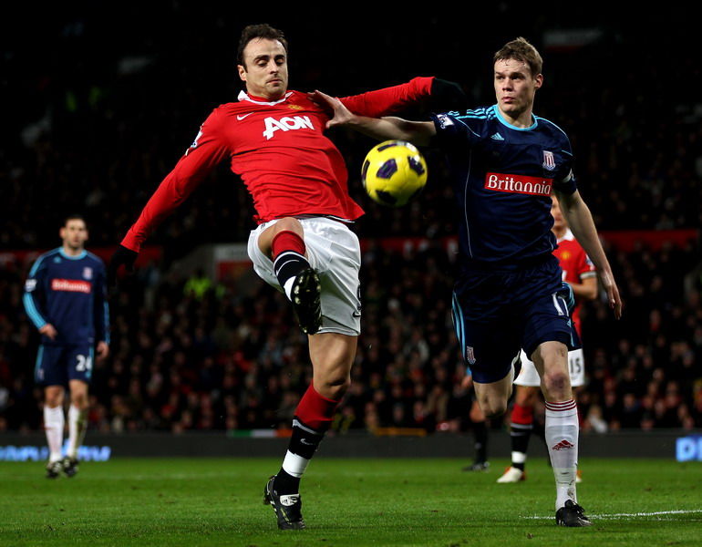 卡卡足坛十大中场,足坛十大帅哥卡卡