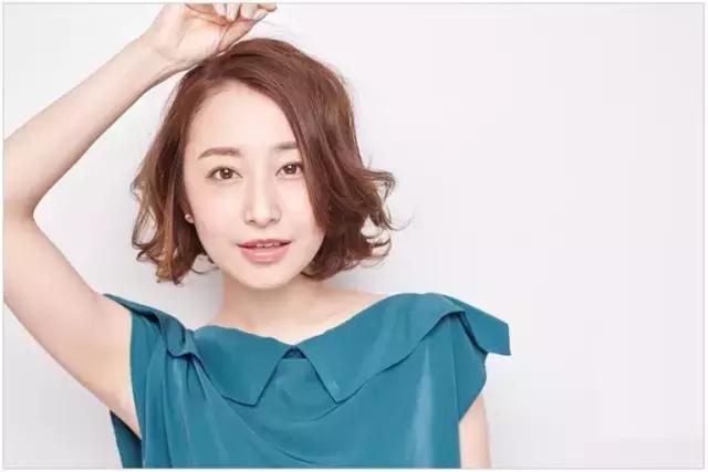 发型推荐女中长卷发学生党,学生党中长卷发发型推荐