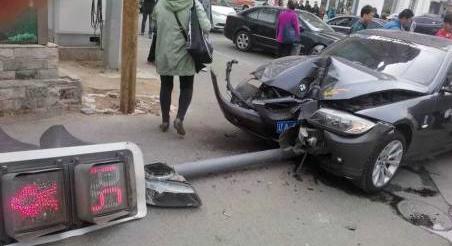 宝马借朋友,新宝马借朋友最后结果