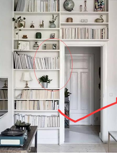 再三提醒，这种错误凿墙开柜对房子没有好处我嘴皮子都说起泡了