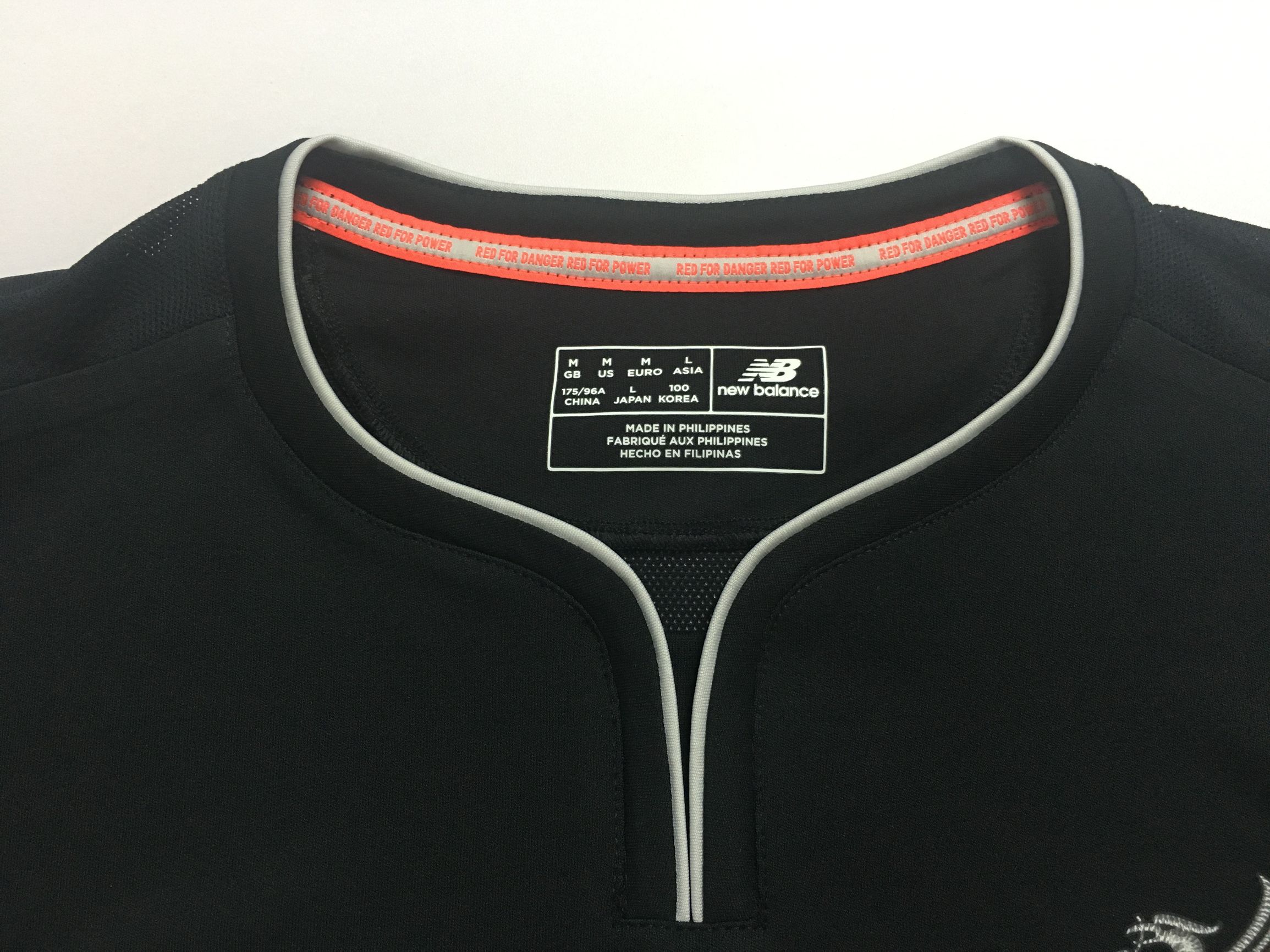 利物浦19-20欧冠客场球衣,利物浦1819赛季主场客场球衣