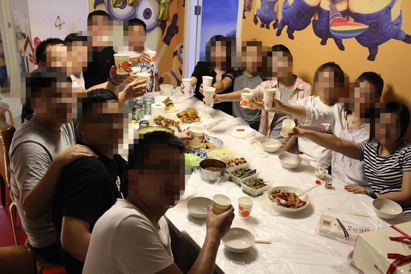 索尼playstationvr需要连接ps4吗,索尼playstation可以看vr吗