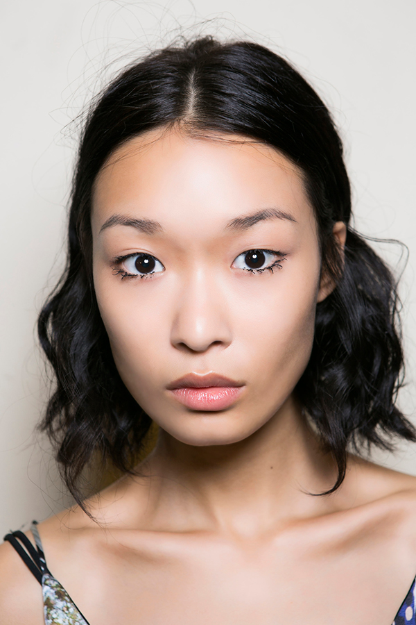 女生超短发结婚造型,短发新娘不用假发的简单造型